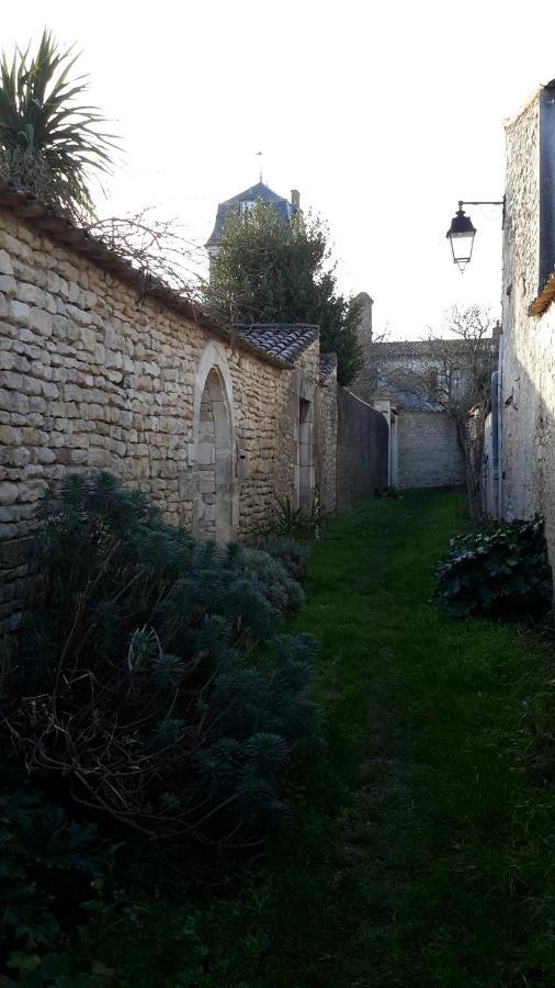 サン・マルタン・ド・レ Les Jardins De Clerjotte Bed & Breakfast エクステリア 写真